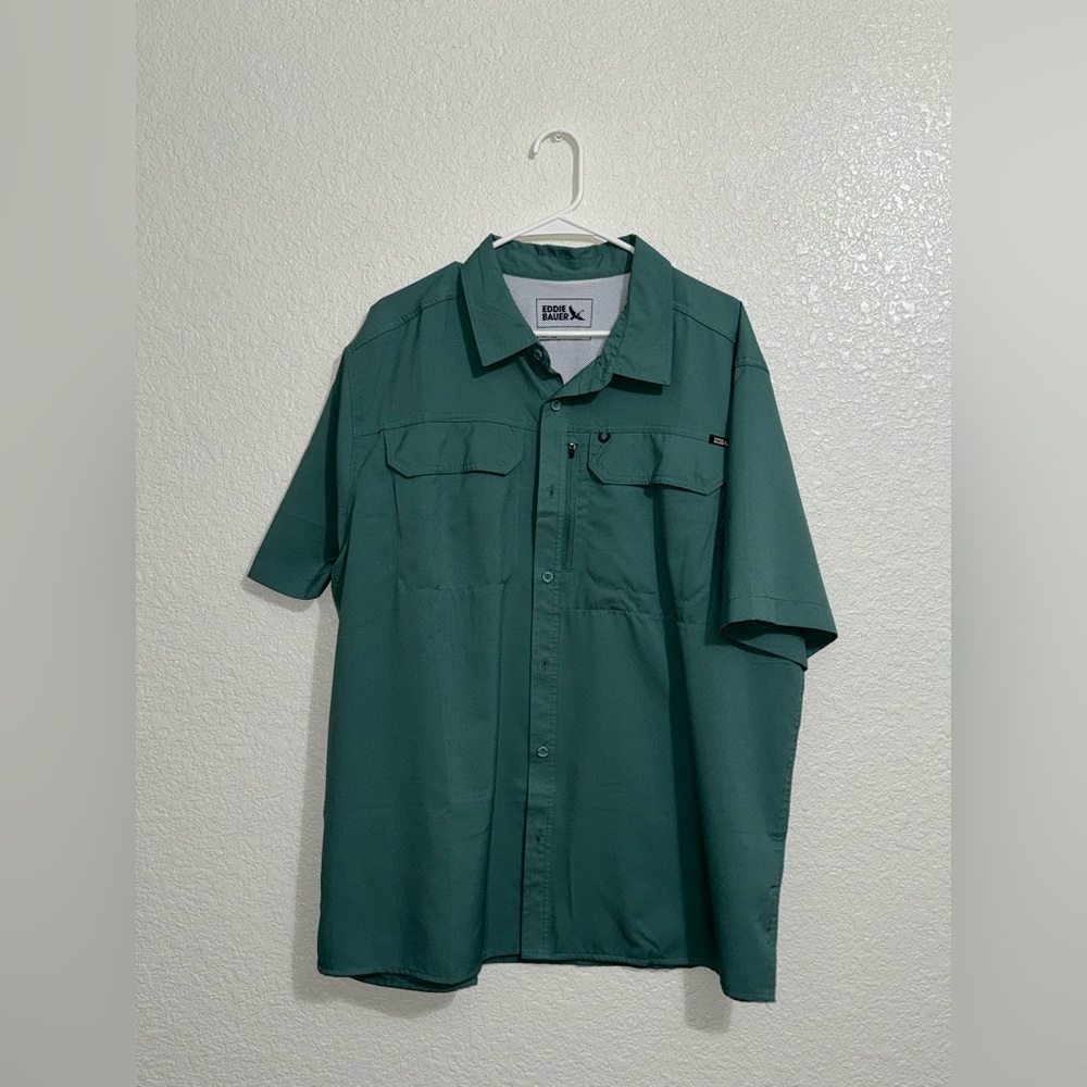 Eddie Bauer Men's Forest Green Casual Shirt